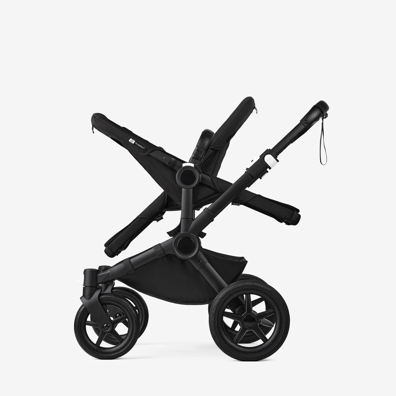 Bugaboo-Donkey-5-Duo-bassinet-and-seat-stroller-black-base-midnight-black-fabrics-midnight-black-sun-canopy-x-PV004856-10.jpg
