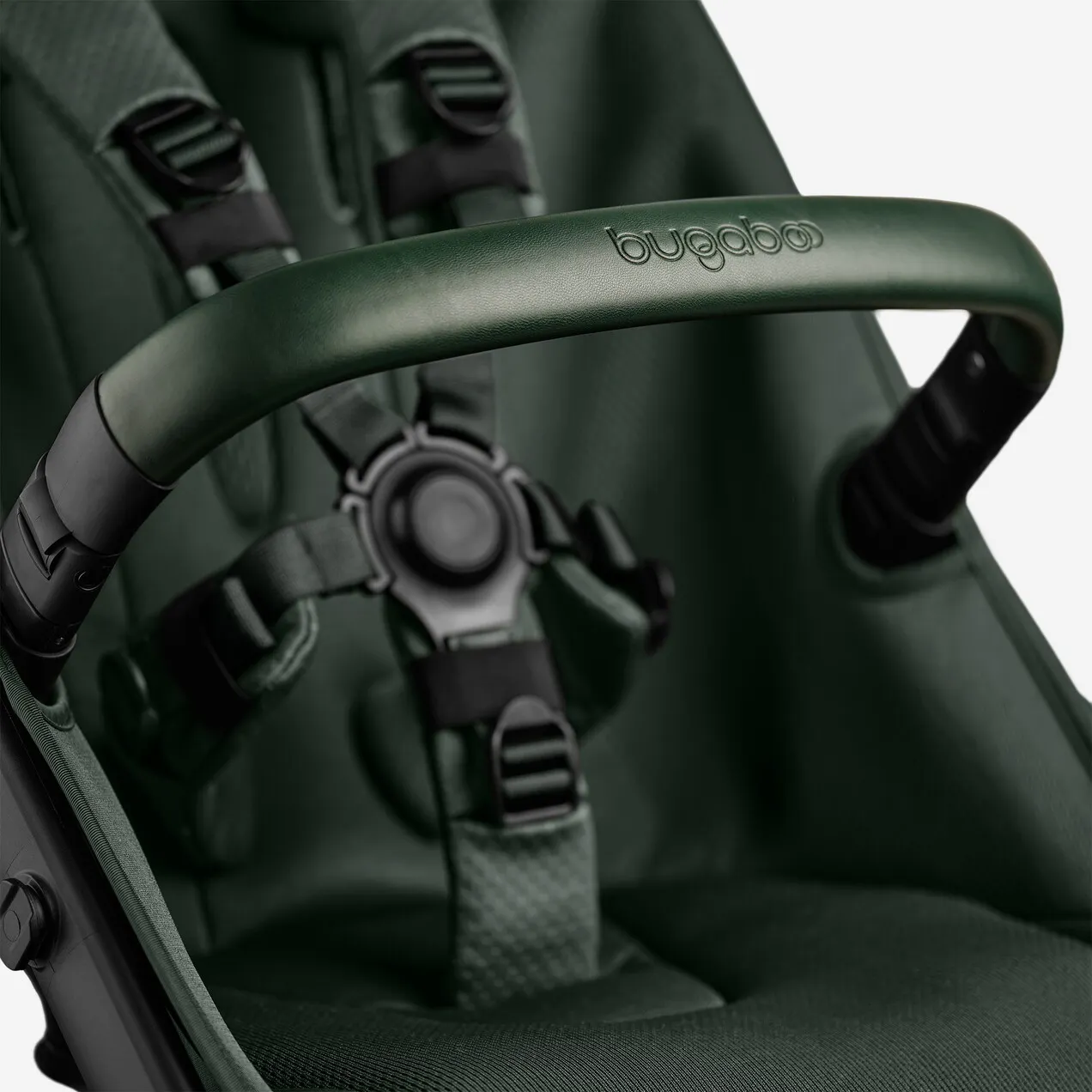 Bugaboo-Fox-5-bassinet-seat-stroller-midnight-green-chassis-midnight-green-fabrics-midnight-green-sun-canopy-x-PV007351-14.jpg