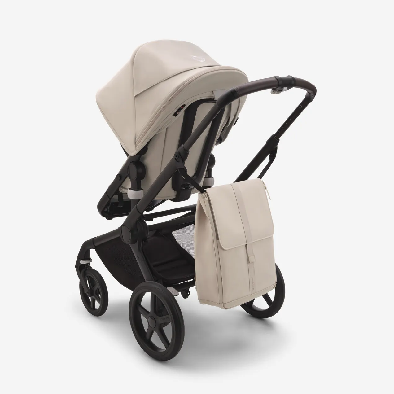 Bugaboo-changing-backpack-desert-taupe-x-PP100089022-05.jpg