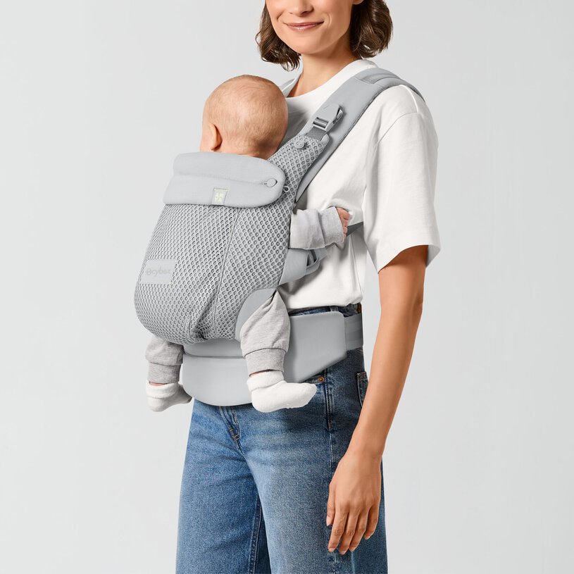 cyb_25_int_y045_amya_fogr_frontcarrying_19abfb52a9851270